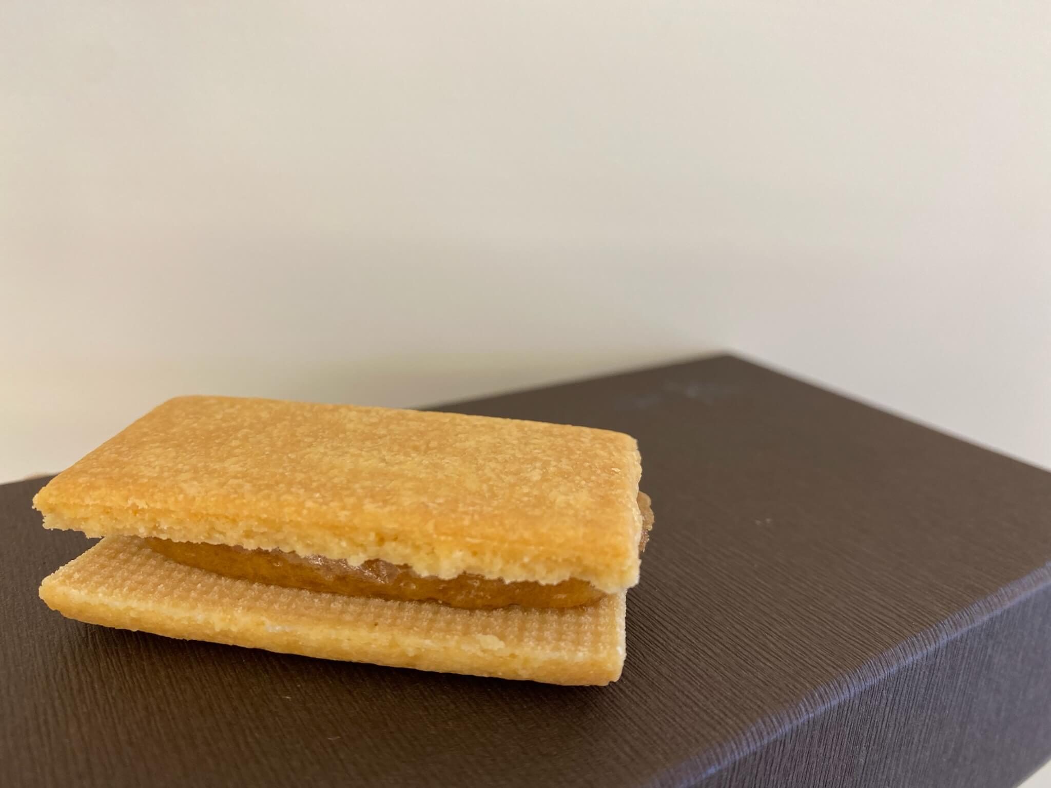 新しい”挟む”パイナップルケーキ♡｜迪化街にある日式和菓子屋