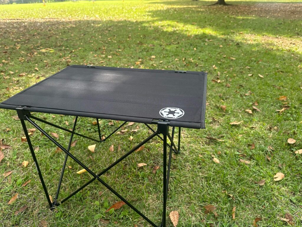 アルミローテーブルはグラつかず安心