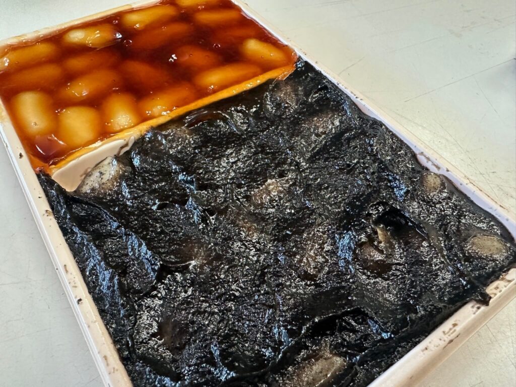 大沼名物の大沼だんご